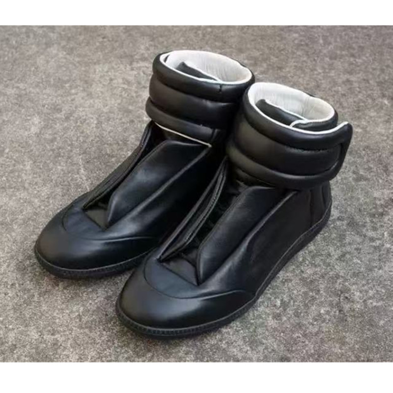 Women Futuristic Slip On High  - Circle Hook Set 评论和价格
